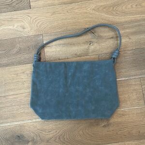 8 other stories faux suede tote